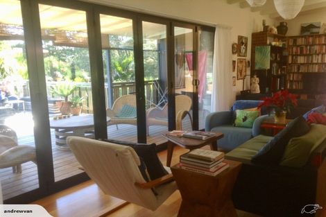 Photo of property in 709a South Titirangi Road, Titirangi, Auckland, 0604