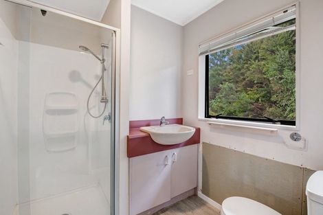 Photo of property in 9 Maire Road, Orewa, 0931