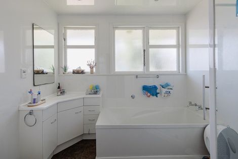 Photo of property in 74 Dundee Drive, Flaxmere, Hastings, 4120