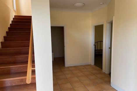 Photo of property in 52 Mitchell Street, Brooklyn, Wellington, 6021