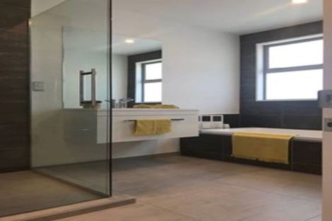 Photo of property in 14 Shillingford Boulevard, Rolleston, 7615