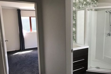 Photo of property in 111 Woodman Drive, Tawa, Wellington, 5028