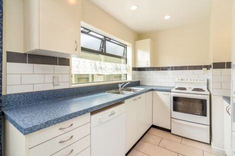 Photo of property in 2/9 Braemar Place, Avonside, Christchurch, 8061