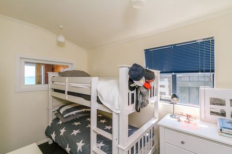 Photo of property in 604 Marine Drive, Days Bay, Lower Hutt, 5013