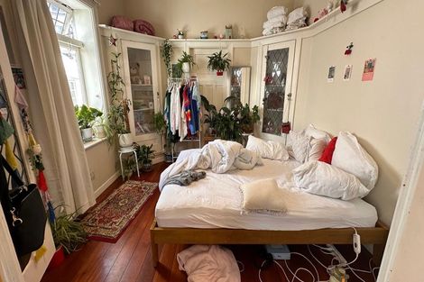 Photo of property in 1/17 Clifton Terrace, Kelburn, Wellington, 6012