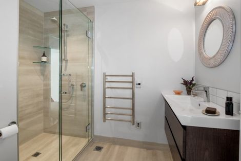 Photo of property in 1/25a Victoria Road, Mount Maunganui, 3116