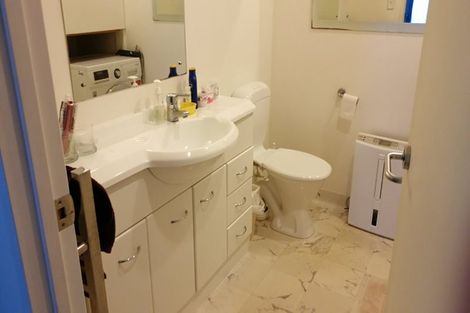 Photo of property in Terrace Heights Apartments, 10c/163 The Terrace, Wellington Central, Wellington, 6011