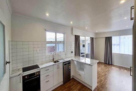 Photo of property in 3 Bruce Place, Highbury, Palmerston North, 4412