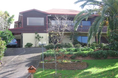 Photo of property in 2 Kiri Place, Mairangi Bay, Auckland, 0630