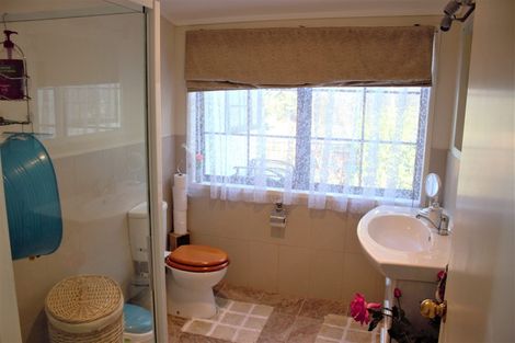 Photo of property in 61 West Hoe Heights, Orewa, 0931