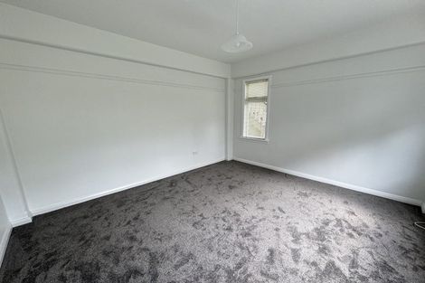 Photo of property in San Antonio Flats, 2/12 Kilbirnie Crescent, Kilbirnie, Wellington, 6022