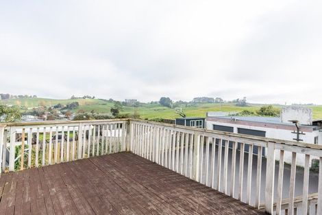 Photo of property in 19 Mckay Drive, Temple View, Hamilton, 3218