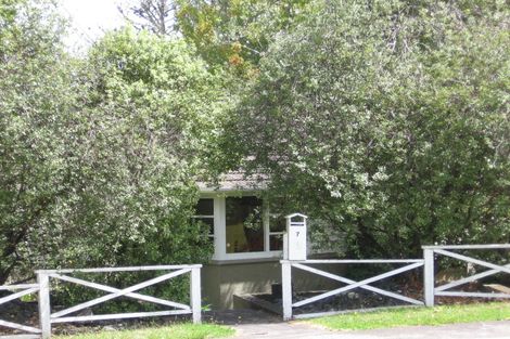 Photo of property in 7 Cronin Place, Beach Haven, Auckland, 0626