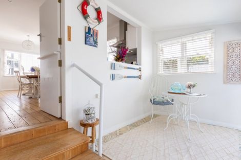 Photo of property in 96 Marine Parade, Paraparaumu Beach, Paraparaumu, 5032