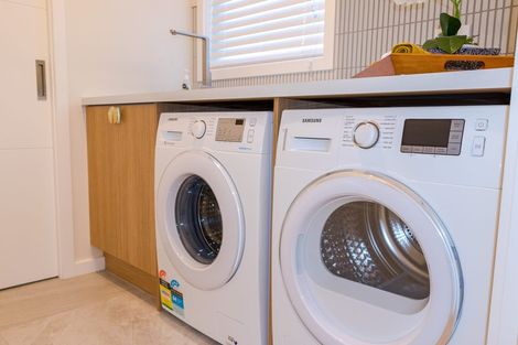 Photo of property in 115 The Boulevard, Papamoa Beach, Papamoa, 3118