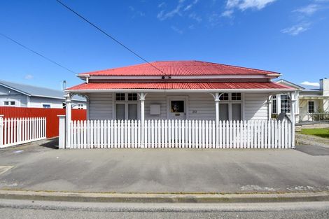 Photo of property in 212 High Street South, Carterton, 5713