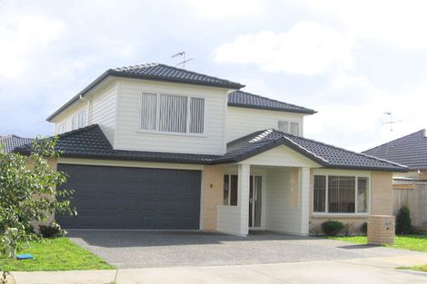 Photo of property in 3 Cambrian Crescent, Flat Bush, Auckland, 2016