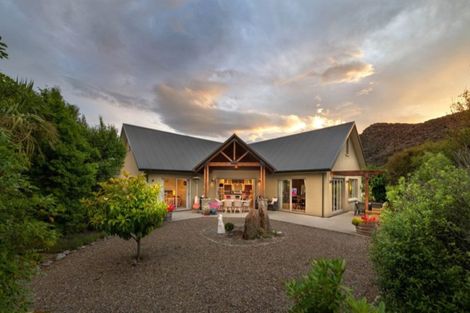 Photo of property in 916 Aubrey Road, Albert Town, Wanaka, 9305