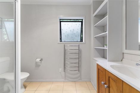 Photo of property in 12 Margan Place, Red Hill, Papakura, 2110