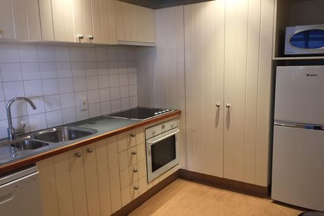Photo of property in Kelvin House, 2e/16 The Terrace, Wellington Central, Wellington, 6011
