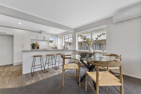 Photo of property in 75 Keeling Street, West End, Palmerston North, 4412