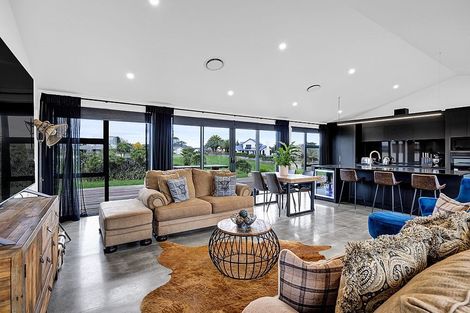 Photo of property in 51a Rata Street, Hawera, 4610