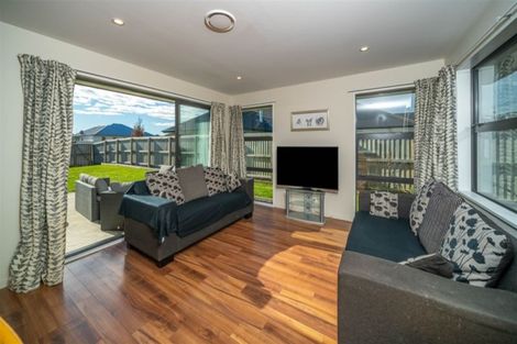 Photo of property in 32 Navy Loop, Rolleston, 7614