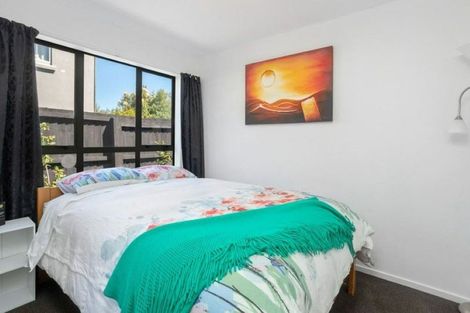 Photo of property in 325 Bealey Avenue, Edgeware, Christchurch, 8013