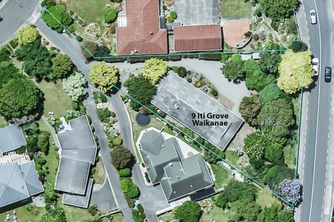 Photo of property in 9 Iti Grove, Waikanae, 5036