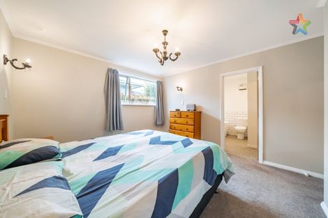 Photo of property in 51 Bristol Square, Hutt Central, Lower Hutt, 5010