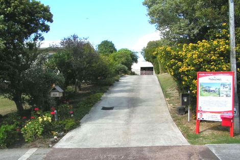 Photo of property in 21 Catalina Crescent, Forrest Hill, Auckland, 0620
