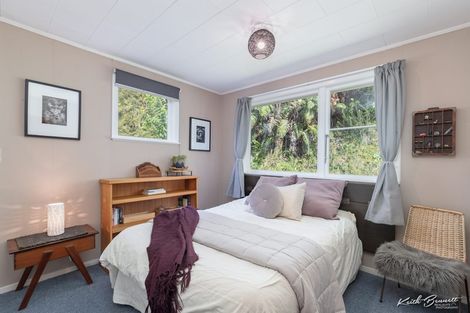 Photo of property in 36 Wyndham Road, Pinehaven, Upper Hutt, 5019