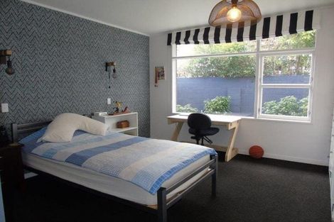 Photo of property in 415 Fergusson Drive, Heretaunga, Upper Hutt, 5018