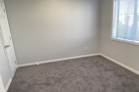 Photo of property in 3 Trelawn Place, Cockle Bay, Auckland, 2014