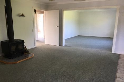 Photo of property in 8 Maire Street, Inglewood, 4330