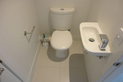 Photo of property in 4a Thurlestone Place, Burnside, Christchurch, 8053