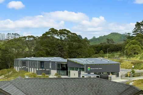 Photo of property in 43 Sunnyheights Road, Orewa, 0931