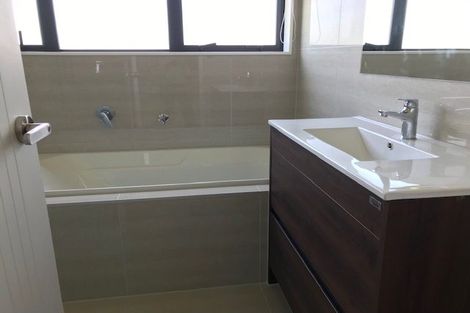 Photo of property in 48 Turret Lane, Hobsonville, Auckland, 0616