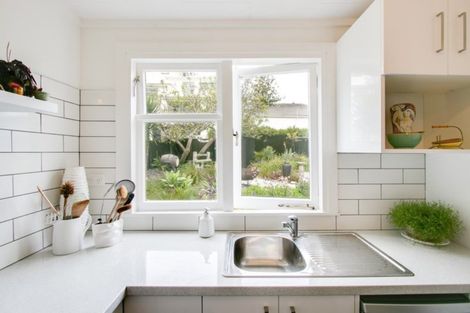 Photo of property in 70 Mcgrath Street, Napier South, Napier, 4110