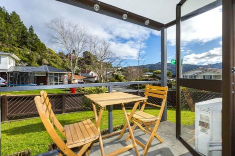 Photo of property in 69 Sunbrae Drive, Silverstream, Upper Hutt, 5019