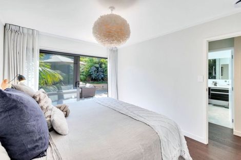 Photo of property in 1/8 Commodore Parry Road, Castor Bay, Auckland, 0620