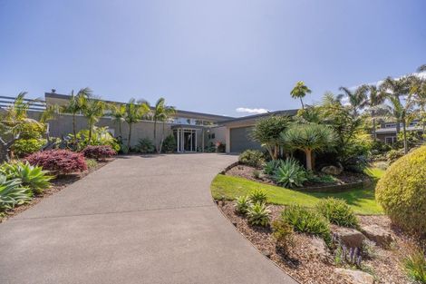 Photo of property in 47 Sarahs Hill, Hahei, Whitianga, 3591