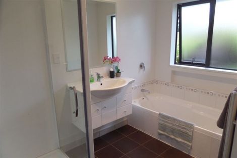 Photo of property in 11 Armour Place, Halswell, Christchurch, 8025