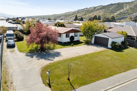 Photo of property in 8 Sunhaven Cove, Cromwell, 9310