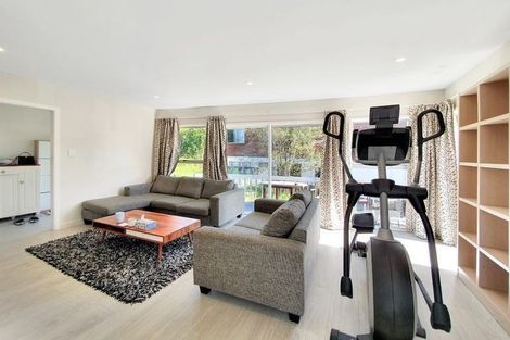 Photo of property in 9 Keldale Place, Forrest Hill, Auckland, 0620