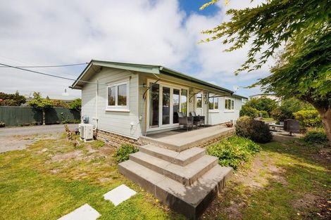 Photo of property in 2 Dalrymple Place, Marton, 4710