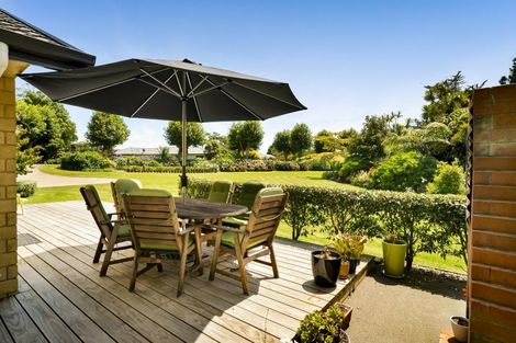 Photo of property in 1 Becklands Place, Inglewood, 4330