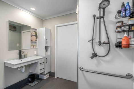 Photo of property in 168 Bluff Highway, Kew, Invercargill, 9812