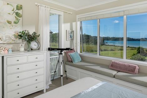 Photo of property in 98 Ahumoana Road, Okura Bush, Albany, 0794