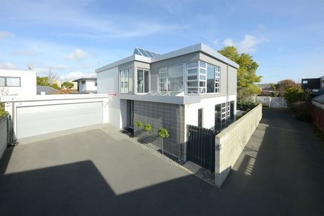 Photo of property in 43 Winchester Street, Merivale, Christchurch, 8014